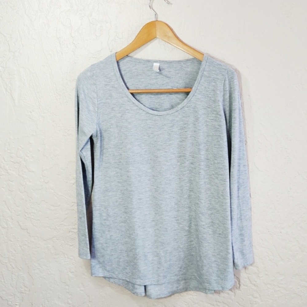 Lularoe Lynnae Size Small Top